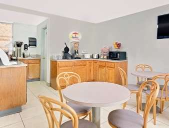 Super 8 By Wyndham Athens Motel Restaurant foto